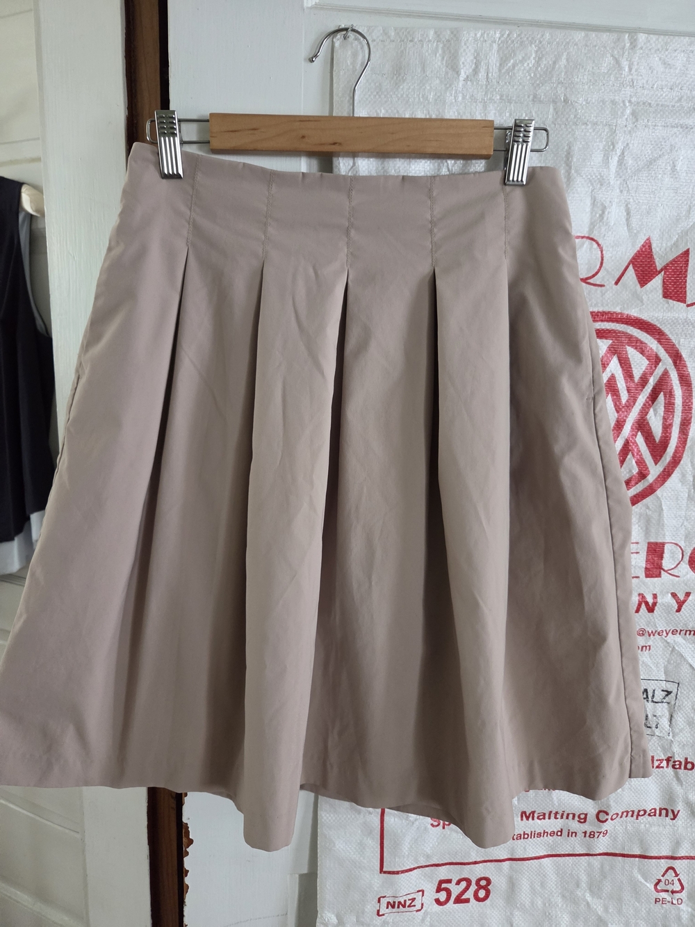 Uniqlo Skirt